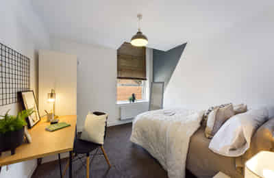 Apartment 1, 1,Langton Road, Liverpool - Liverpool, England, United Kingdom - Bedroom