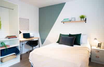 32 Monks Road, Lincoln - Lincoln, England, United Kingdom - 5 Bedroom 5 Bathroom Apartment - Bedroom