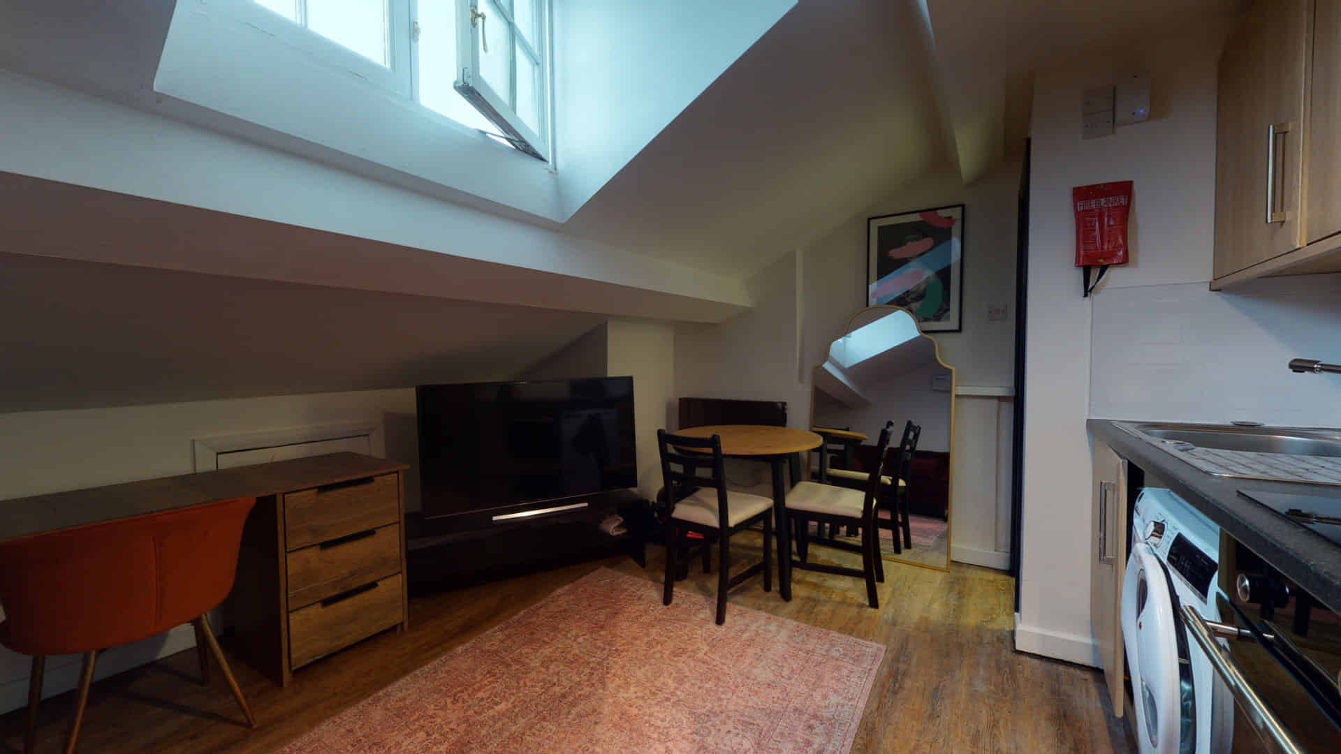 Kitchen?w=400&h=260&fit=crop&q=40&auto=format&trim=auto