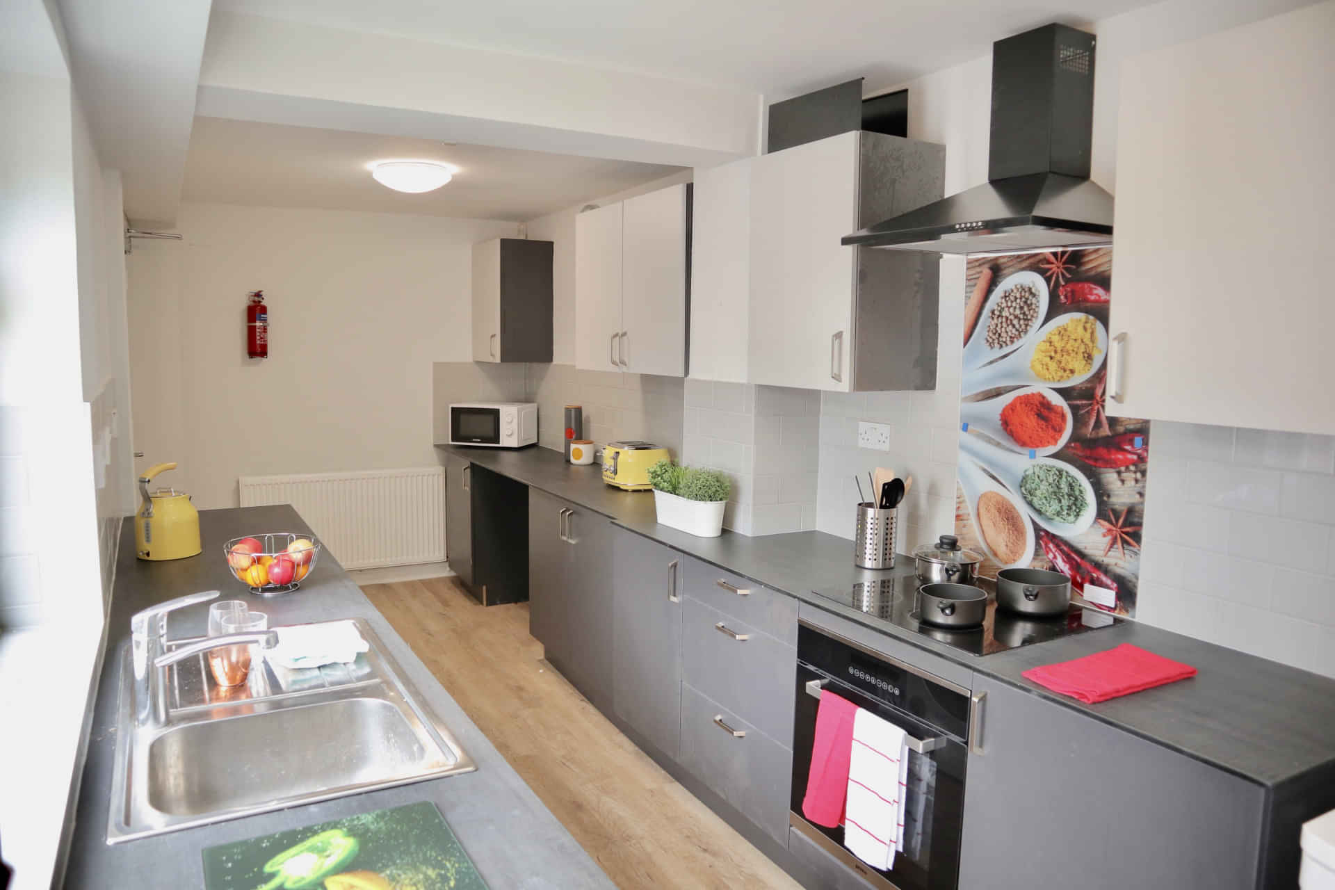 65 Belgrave Road, Liverpool - Liverpool, England, United Kingdom - Kitchen
