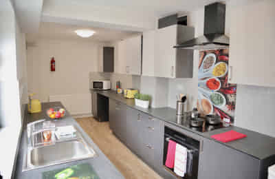 65 Belgrave Road, Liverpool - Liverpool, England, United Kingdom - Kitchen