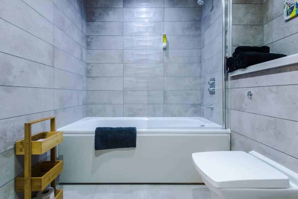 The Tower 19 Plaza Boulevard L8, Liverpool - Liverpool, England, United Kingdom - 1 Bedroom 1 Bathroom - Bathroom