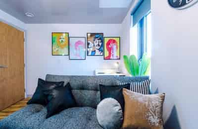 1 Bedroom 1 Bathroom - Bathroom?w=400&h=260&fit=crop&q=40&auto=format&trim=auto