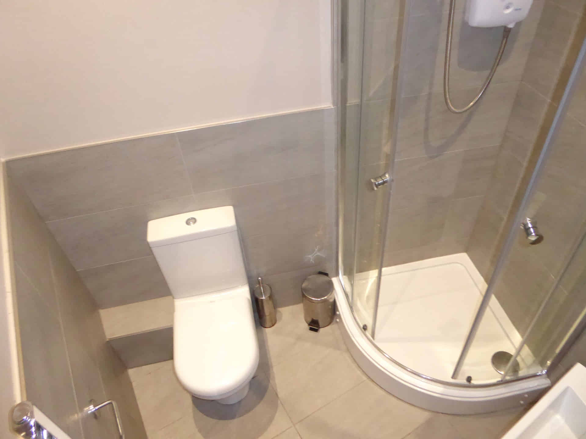 2 Apartment 2 Spekeland Road, Liverpool - Liverpool, England, United Kingdom - Bathroom