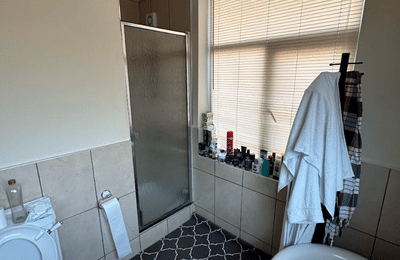 38 Gloucester Road North, Bristol - Bristol, England, United Kingdom - Bathroom