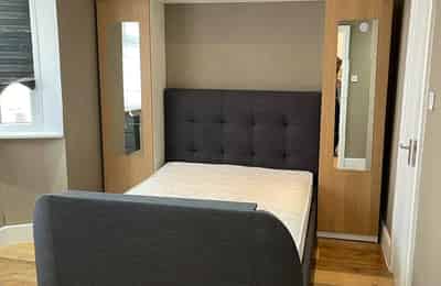 1 Sunningdale Avenue, London - London, England, United Kingdom - 1 Bedroom Apartment - Bedroom