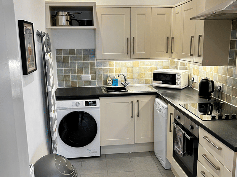 2 Bedrooms Property City of Edinburgh EH3 6NX, Edinburgh - Edinburgh, Scotland, United Kingdom - Kitchen