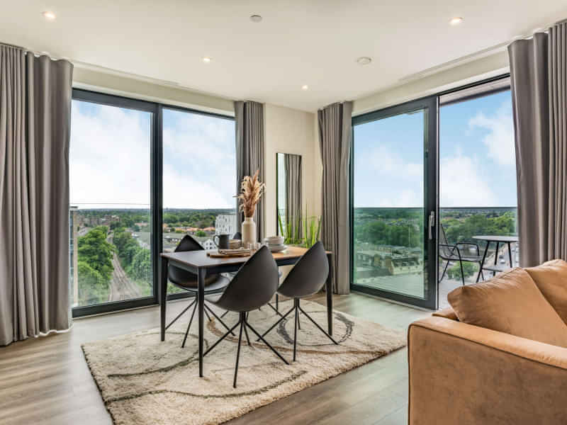 3 Bedroom Apartment Kew Bridge, London - London, England, United Kingdom - Amenities