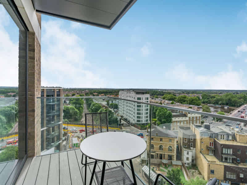 3 Bedroom Apartment Kew Bridge, London - London, England, United Kingdom - Exterior