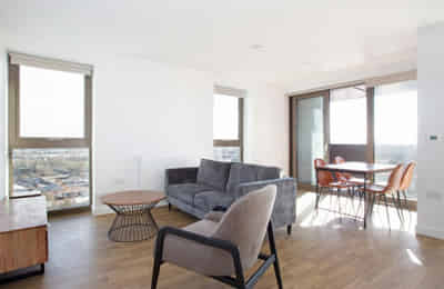 2 Bedrooms Property Tottenham North London, London - London, England, United Kingdom - Amenities