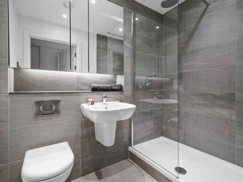 3 Bedrooms Property in Ordsall Central Salford, Manchester - Manchester, England, United Kingdom - Bathroom