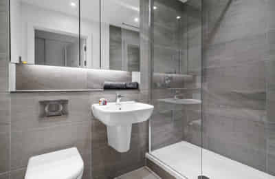 3 Bedrooms Property in Ordsall Central Salford, Manchester - Manchester, England, United Kingdom - Bathroom