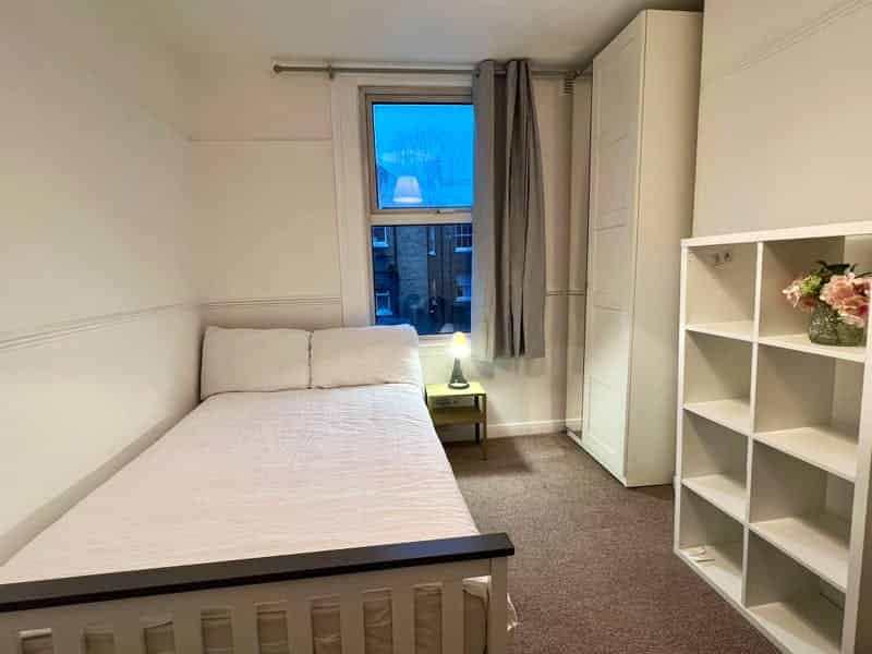 10 Euston Street, London - London, England, United Kingdom - 5 Bedroom 2 Bathroom Apartment - Bedroom