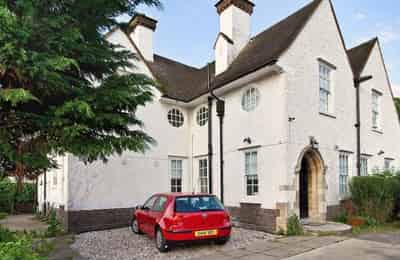 Hawthorn Crescent, London - London, England, United Kingdom - Exterior