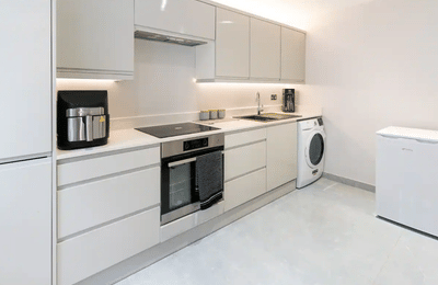 Saint Davids Square E14, London - London, England, United Kingdom - Kitchen