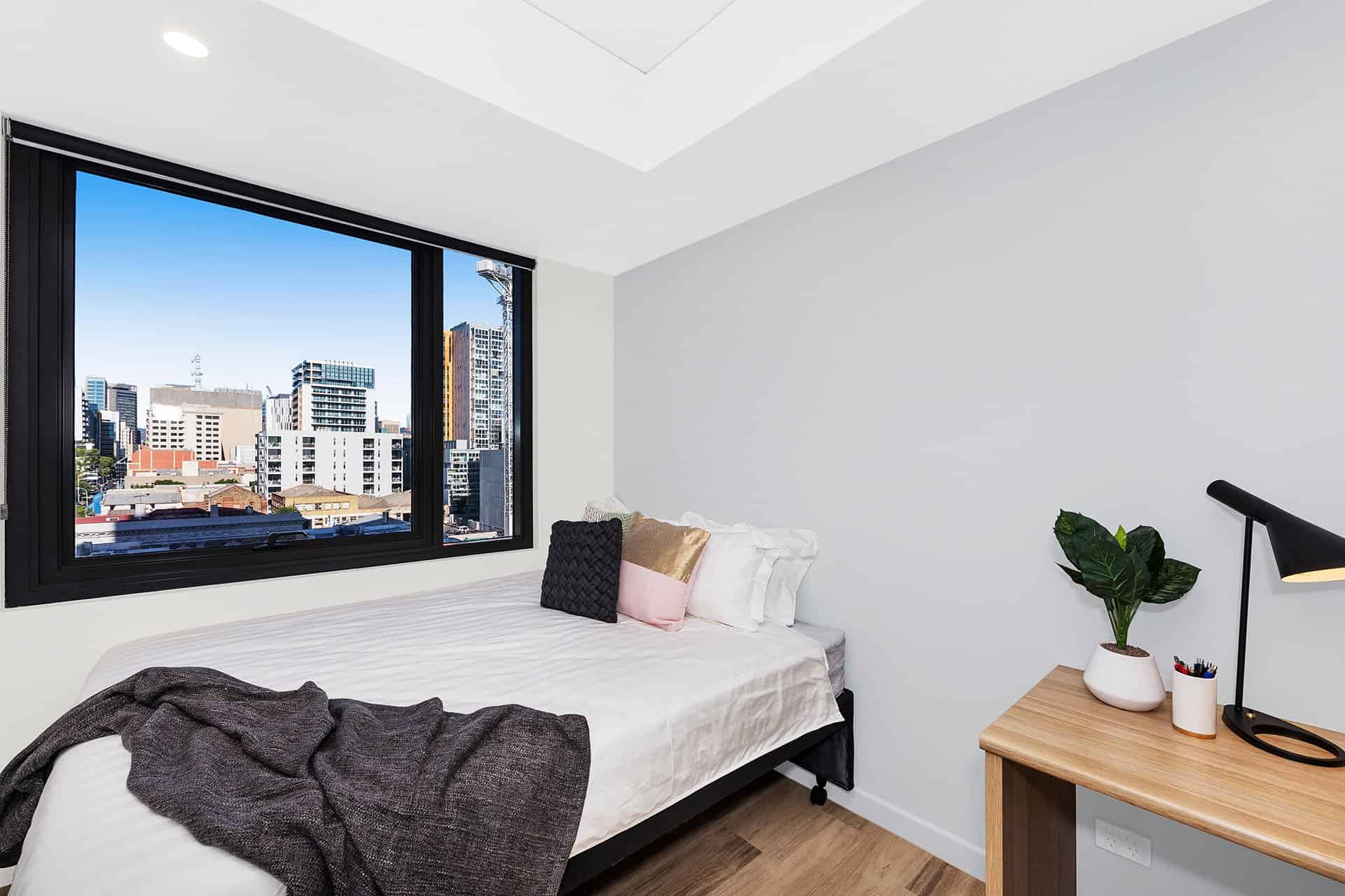 6 Bedroom Ensuite, Queen Bed