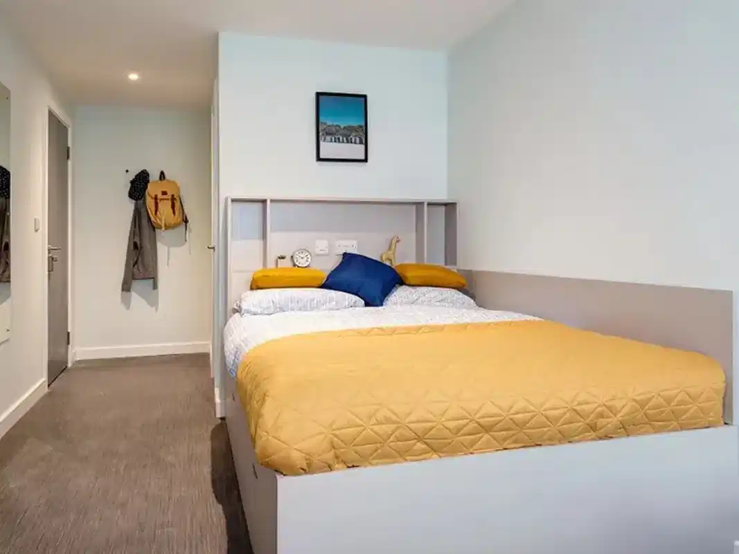 Carrick View, Falmouth  - Falmouth, England, United Kingdom - 6 Bed Medium En-suite (Superior View) - Bedroom