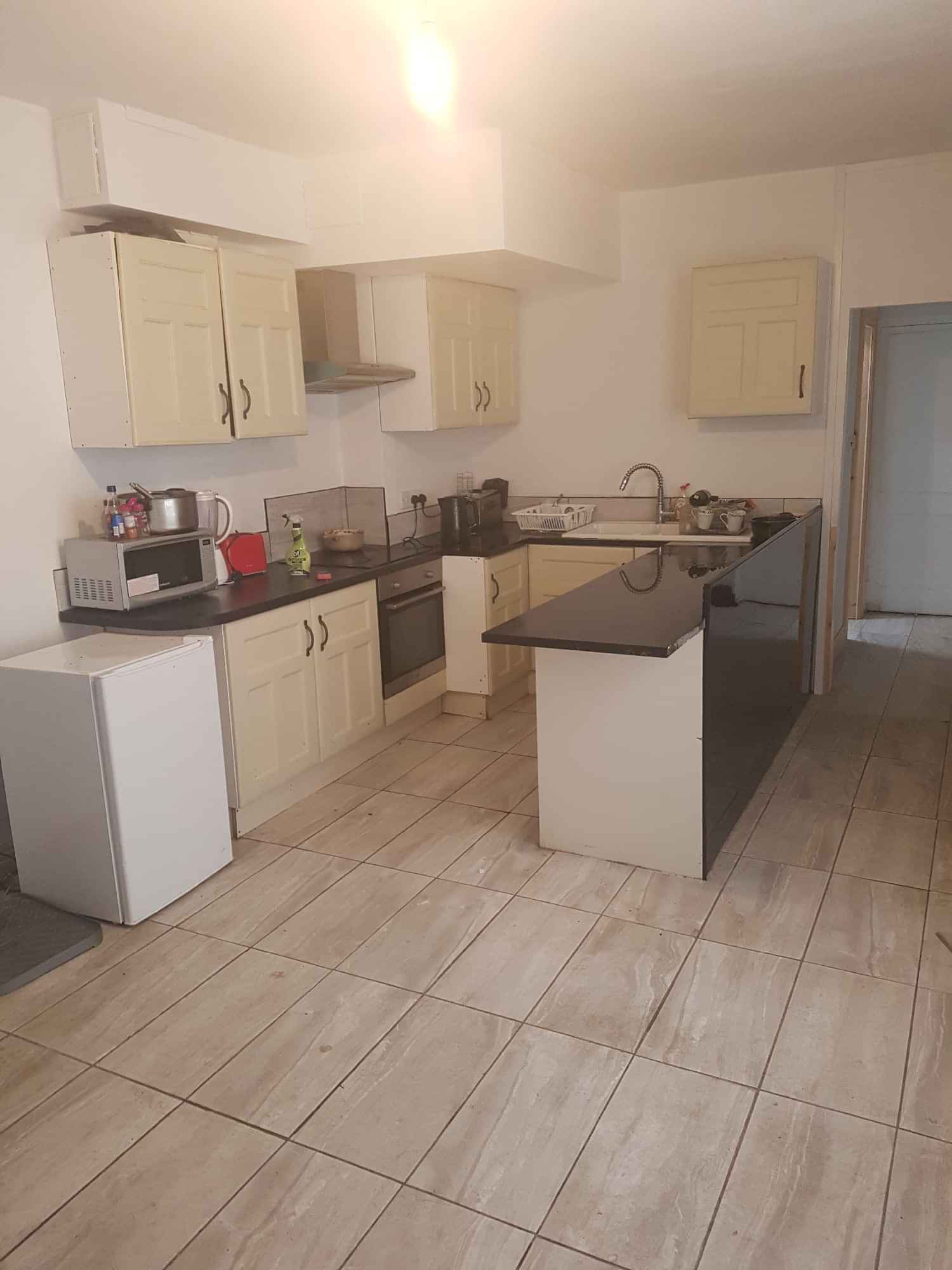 Hartley Road Lenton, Nottingham - Nottingham, England, United Kingdom - Kitchen