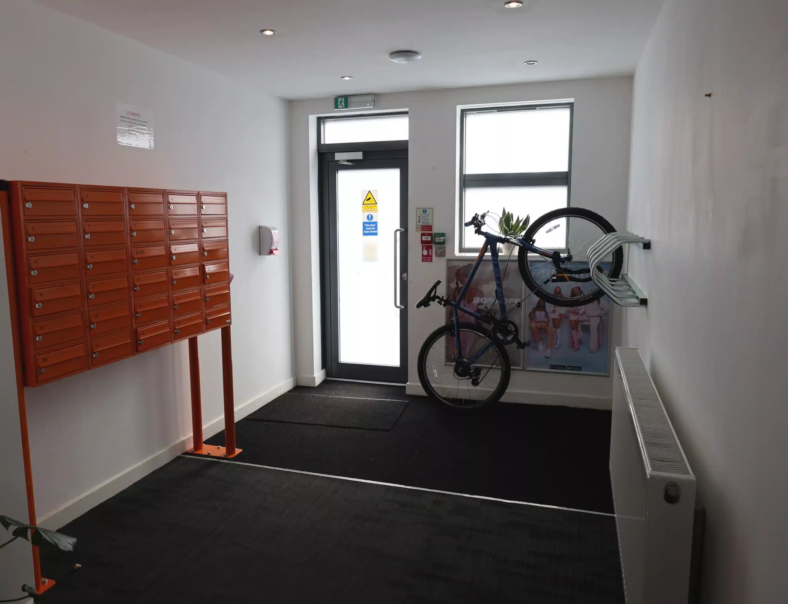 Hassell Apartments, Newcastle-under-Lyme - Newcastle-under-Lyme, United Kingdom - Amenities