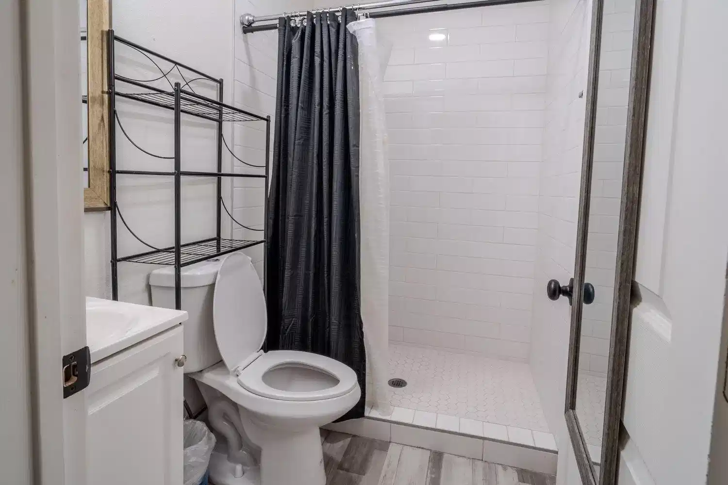 PDP 85304, Glendale - Glendale, Arizona, United States - #75456: Room in 9 Bed 4 Bath - Bathroom