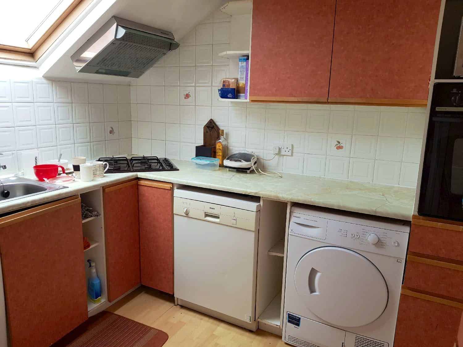 Kitchen?w=400&h=260&fit=crop&q=40&auto=format&trim=auto