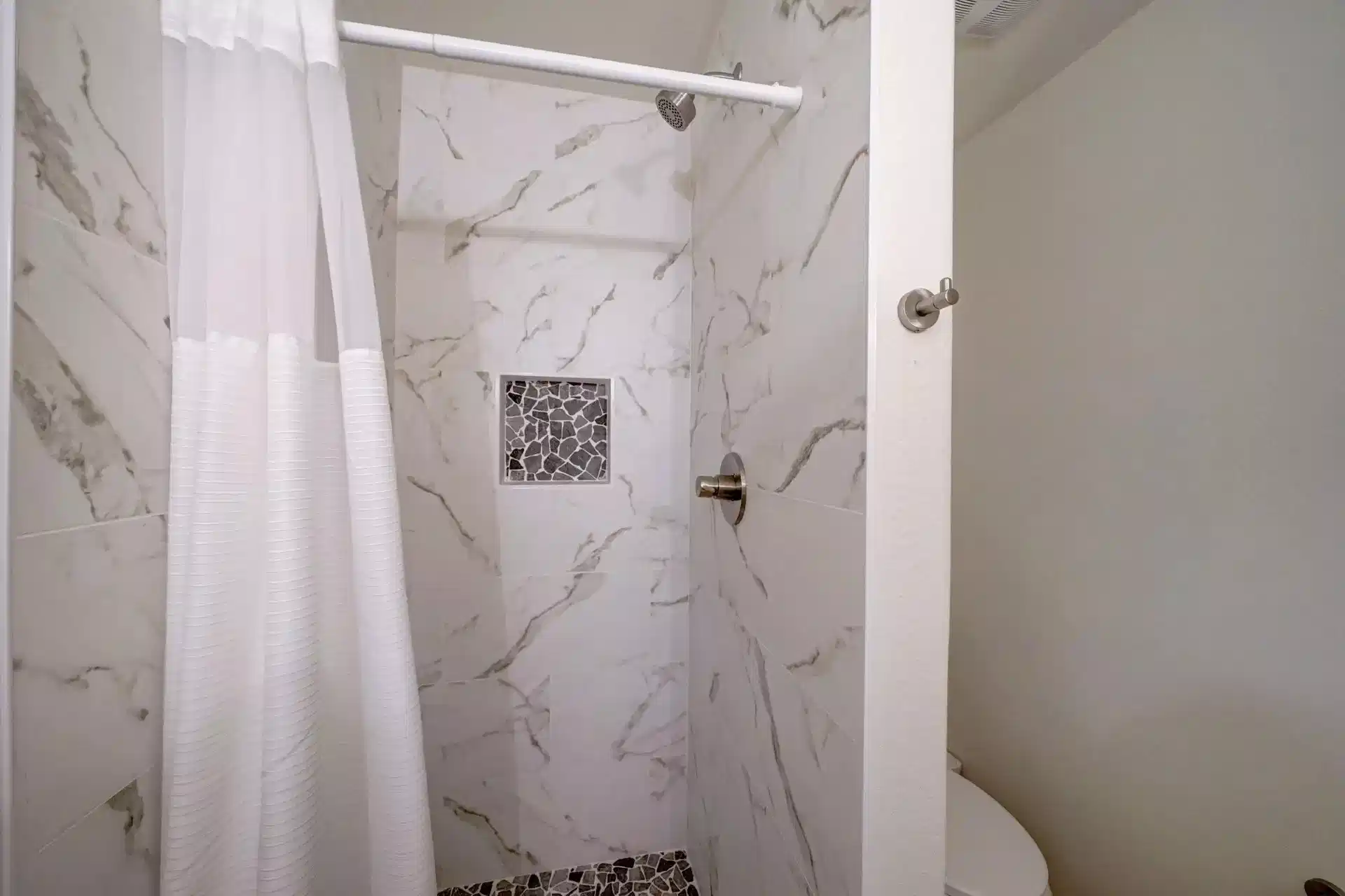 PDP 85281, Tempe - Tempe, Arizona, United States - #28851: Room in 7 Bed 3 Bath - Bathroom