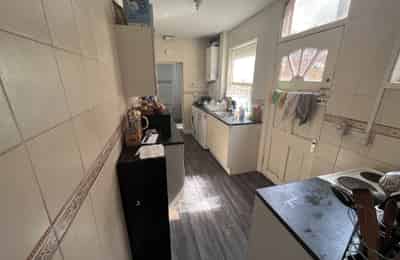 Hubert Road 6, Birmingham - Birmingham, England, United Kingdom - Kitchen