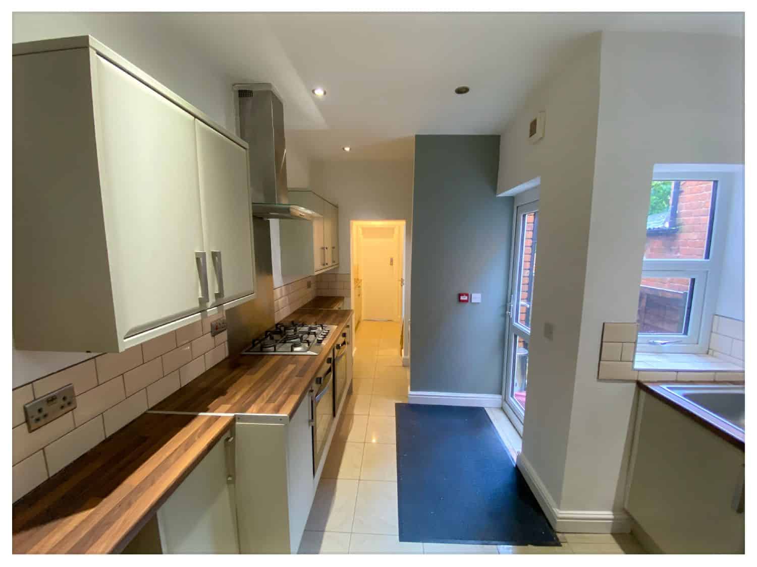  Dawlish Road 5, Birmingham - Birmingham, England, United Kingdom - Kitchen