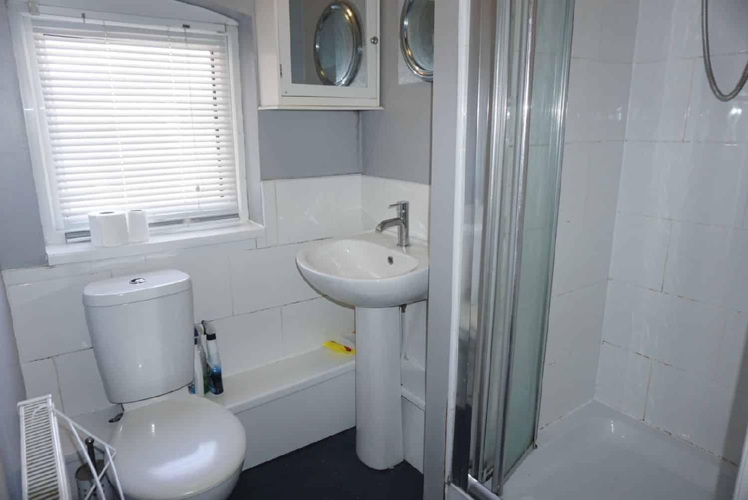  Harrow 1, Birmingham - Birmingham, England, United Kingdom - Bathroom