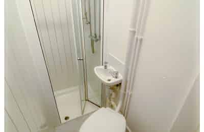 Hubert Road 4, Birmingham - Birmingham, England, United Kingdom - Bathroom