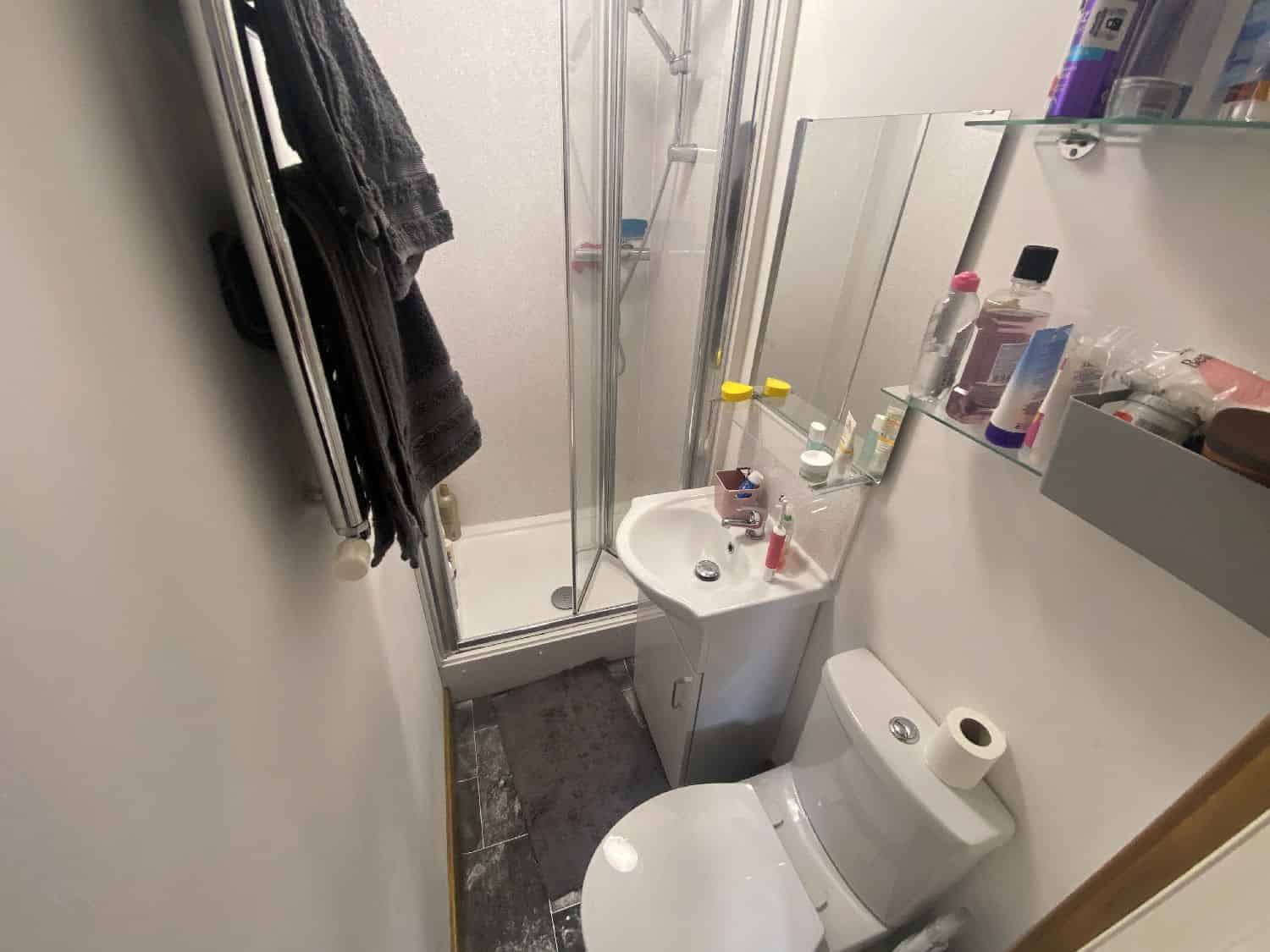  Hubert Road 5, Birmingham - Birmingham, England, United Kingdom - Bathroom