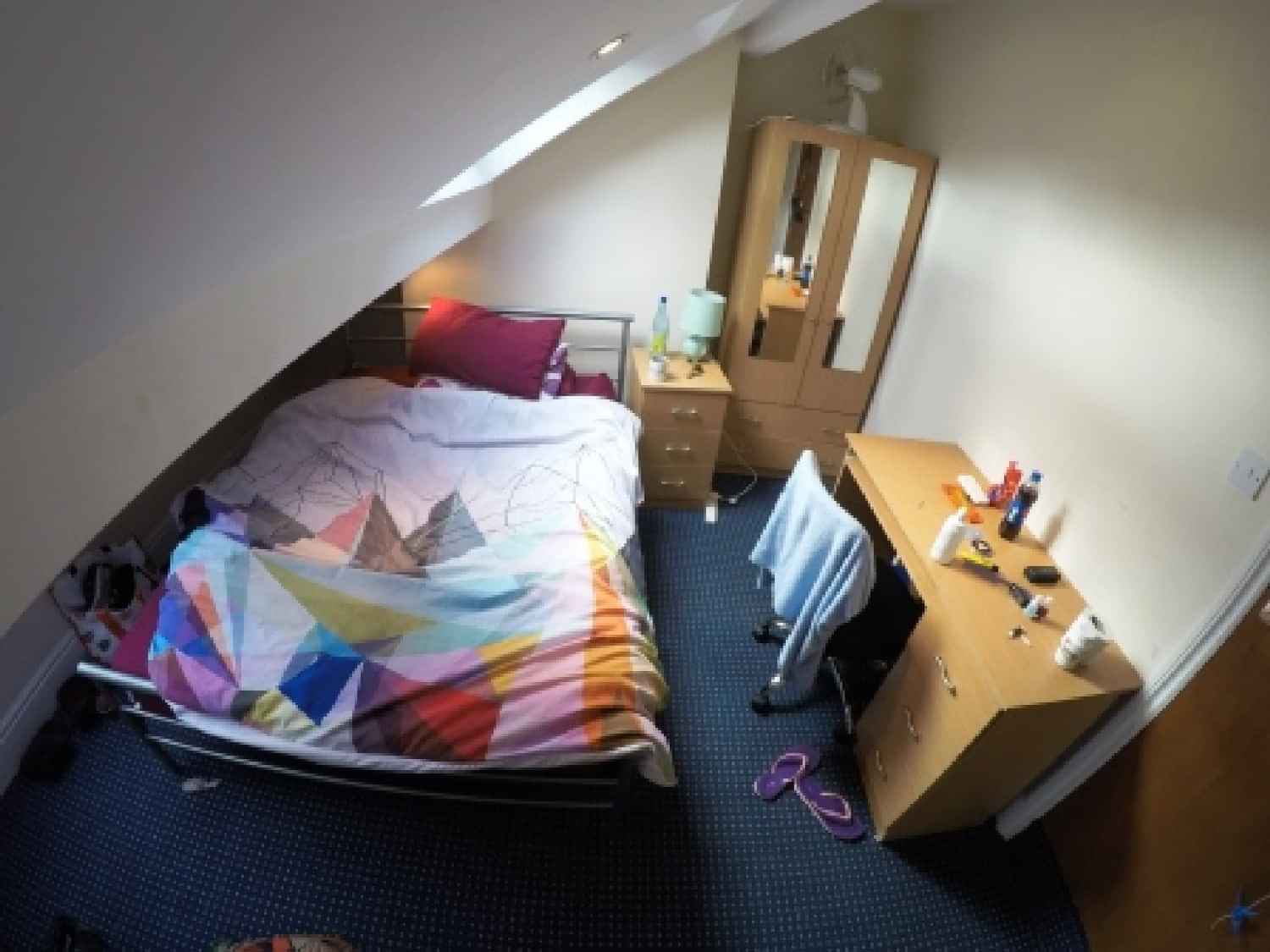 Exterior?w=400&h=260&fit=crop&q=40&auto=format&trim=auto