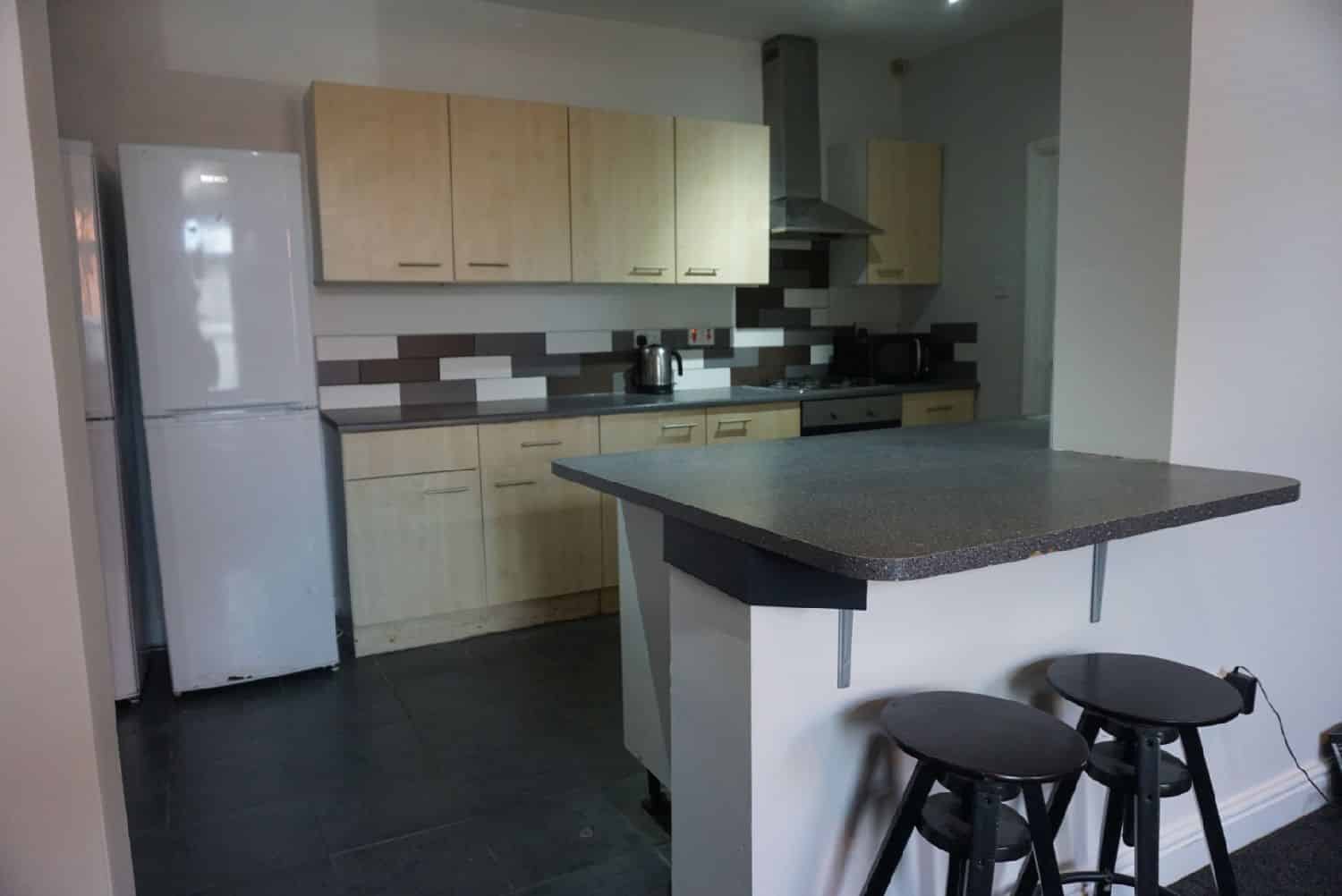  Harrow Road 1, Birmingham - Birmingham, England, United Kingdom - Kitchen
