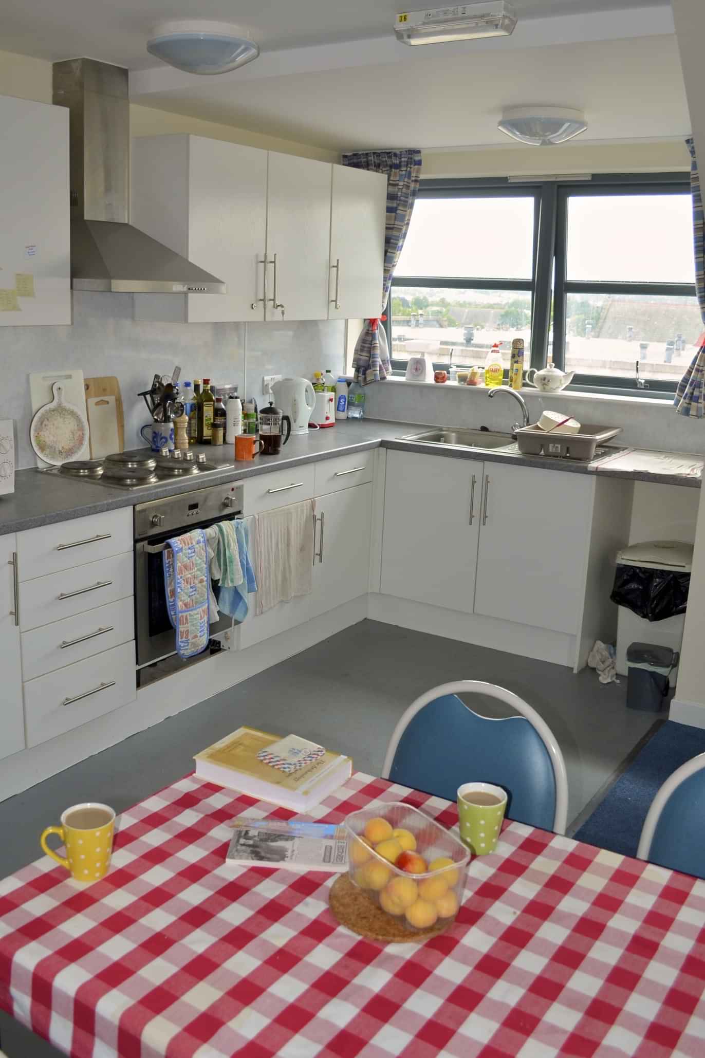 Ratcliffe Terrace, Edinburgh - Edinburgh, Scotland, United Kingdom - Kitchen