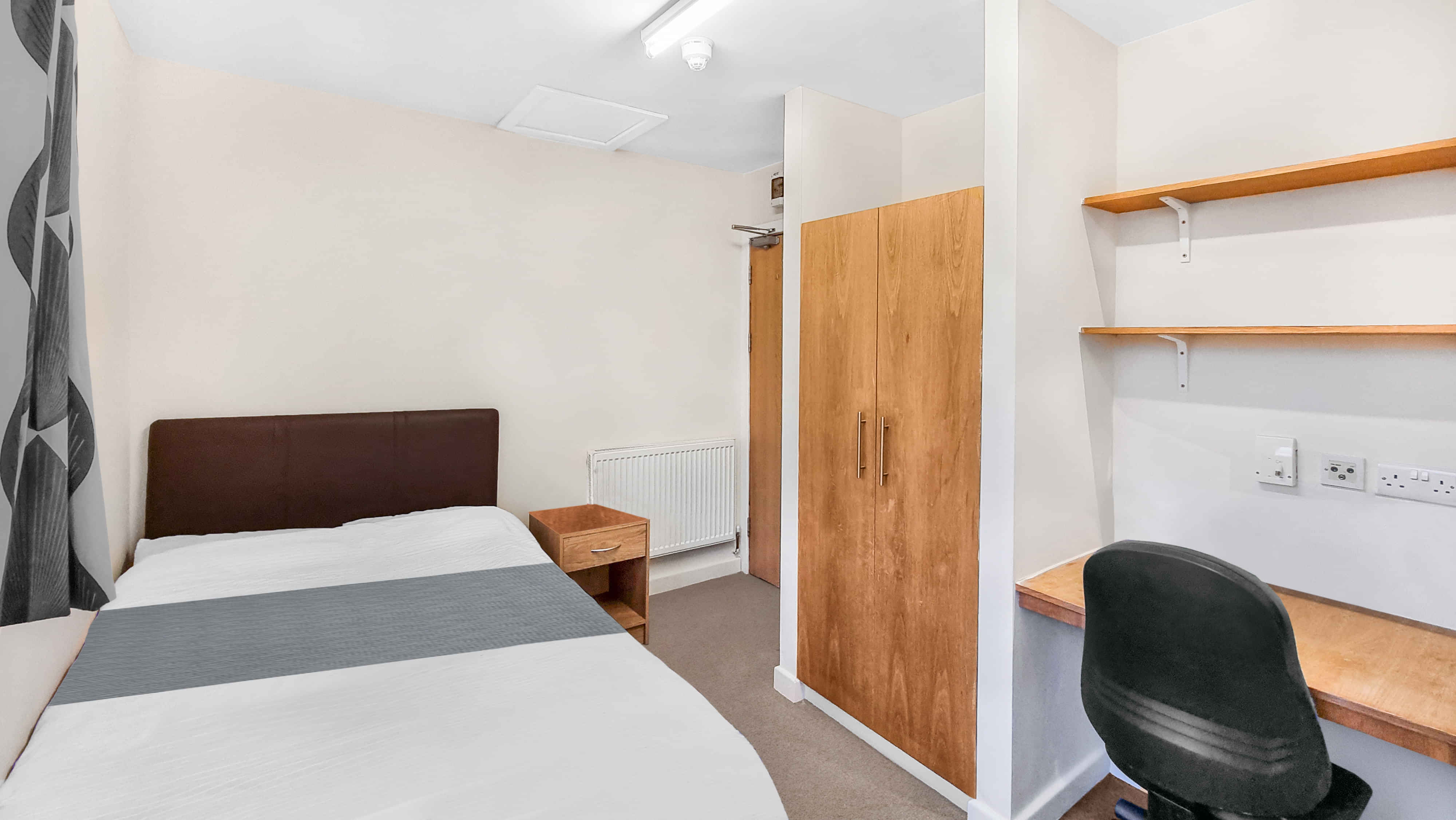 Kitchen?w=400&h=260&fit=crop&q=40&auto=format&trim=auto