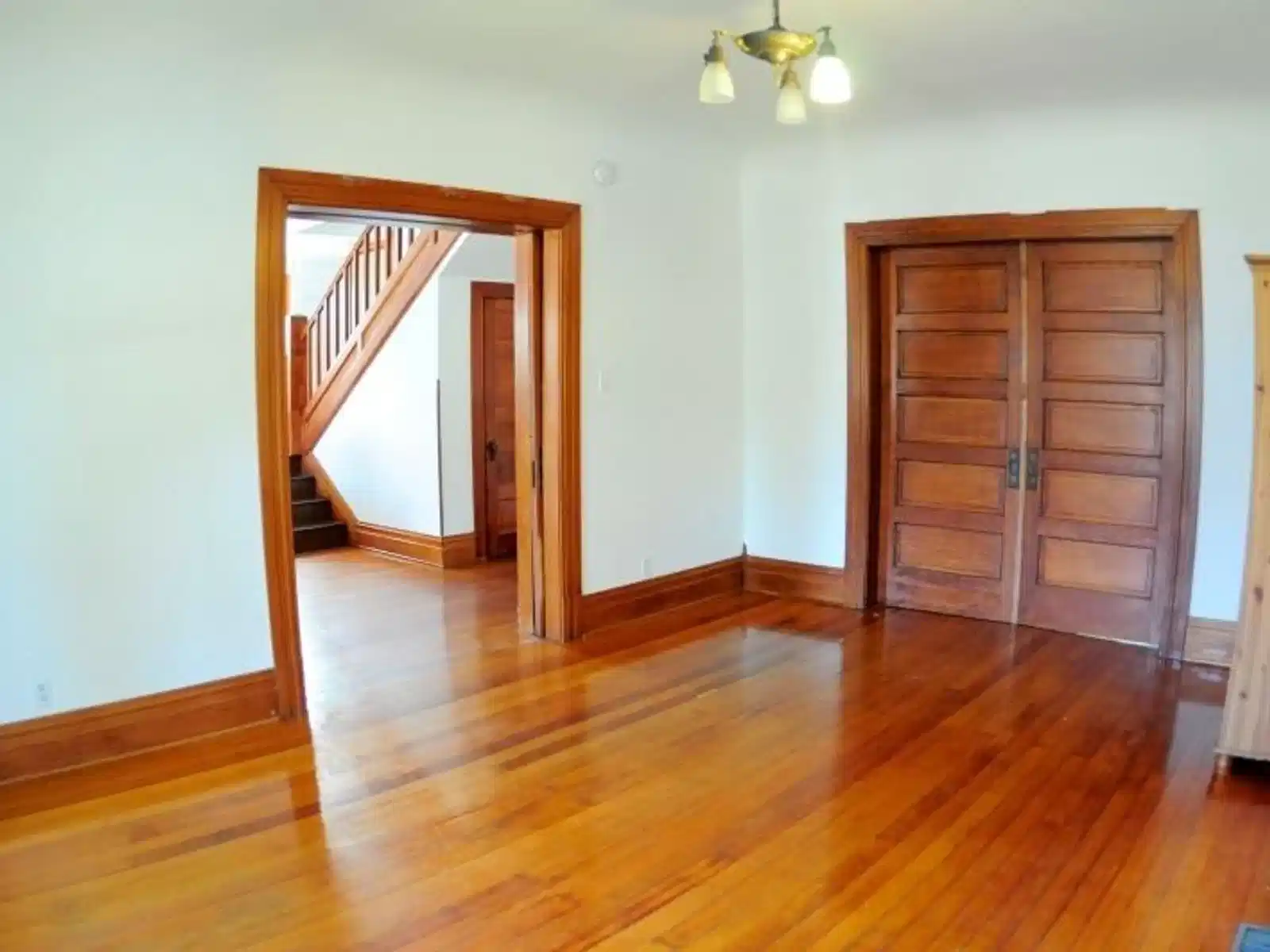 1021 W 24th St, Los Angeles - Los Angeles, California, United States - Room