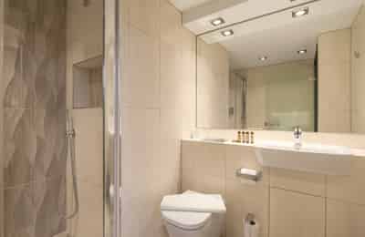 Manchester Exchange Studio Apartment, Manchester - Manchester, England, United Kingdom - Bathroom