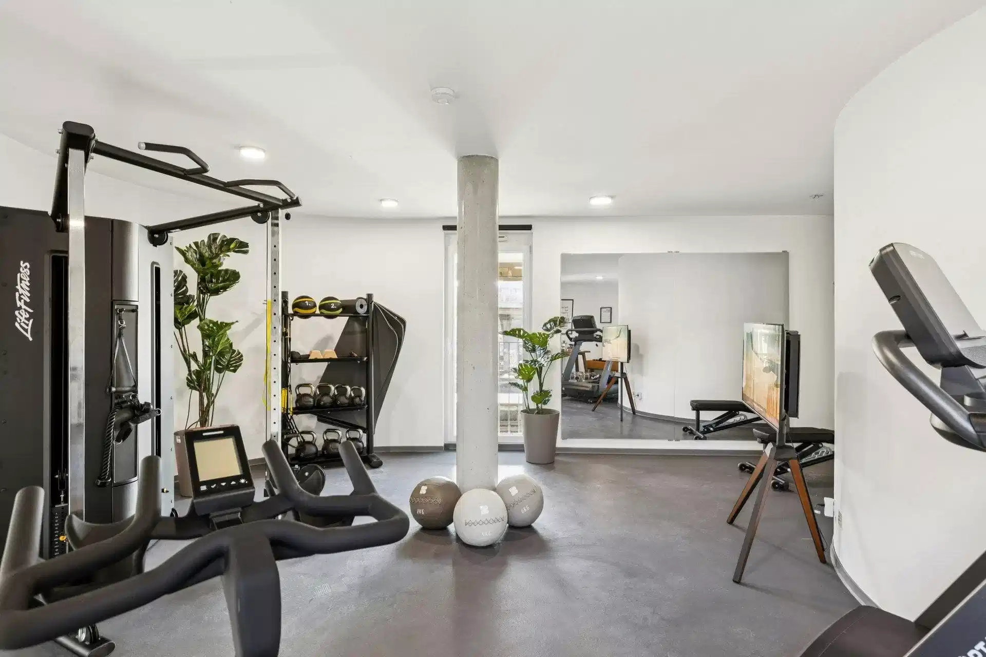 Home & Co Frankfurt, Frankfurt - Frankfurt, Germany - Amenities