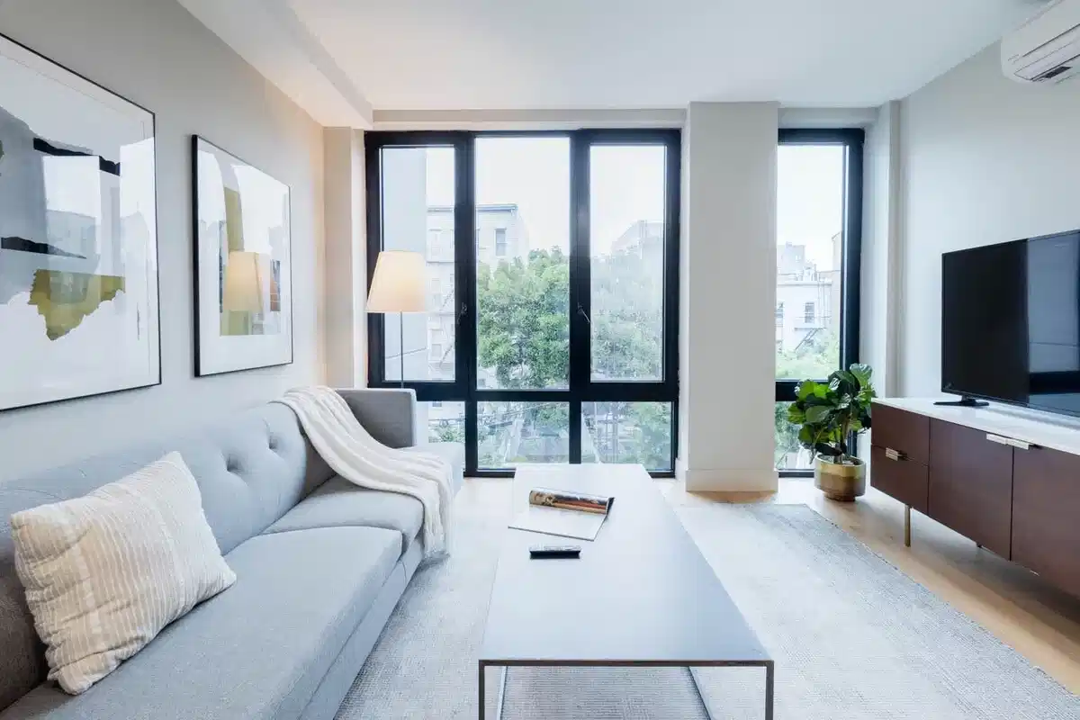 Kitchen?w=400&h=260&fit=crop&q=40&auto=format&trim=auto