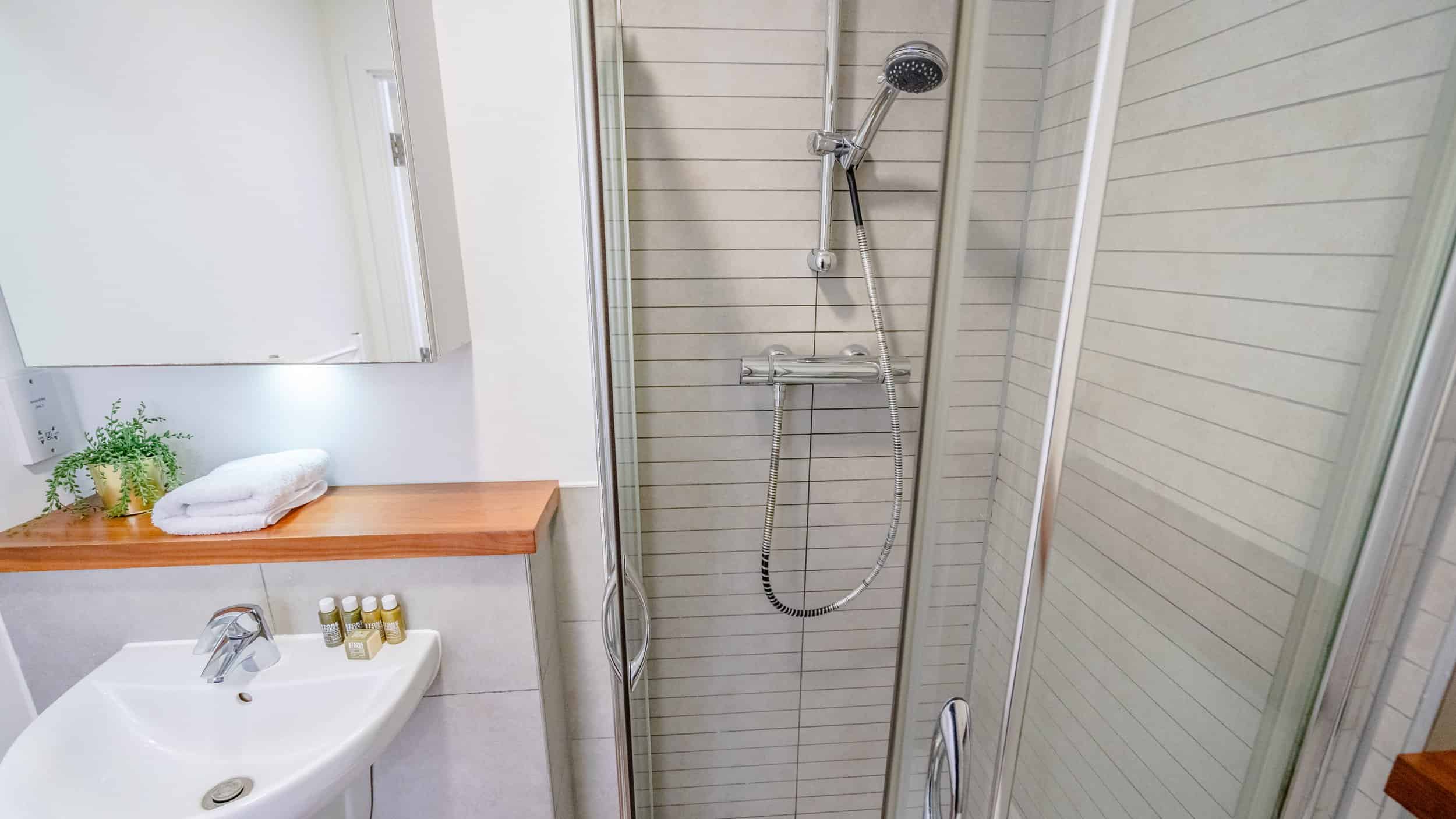 Chamber Street Studio, London - London, England, United Kingdom - Bathroom