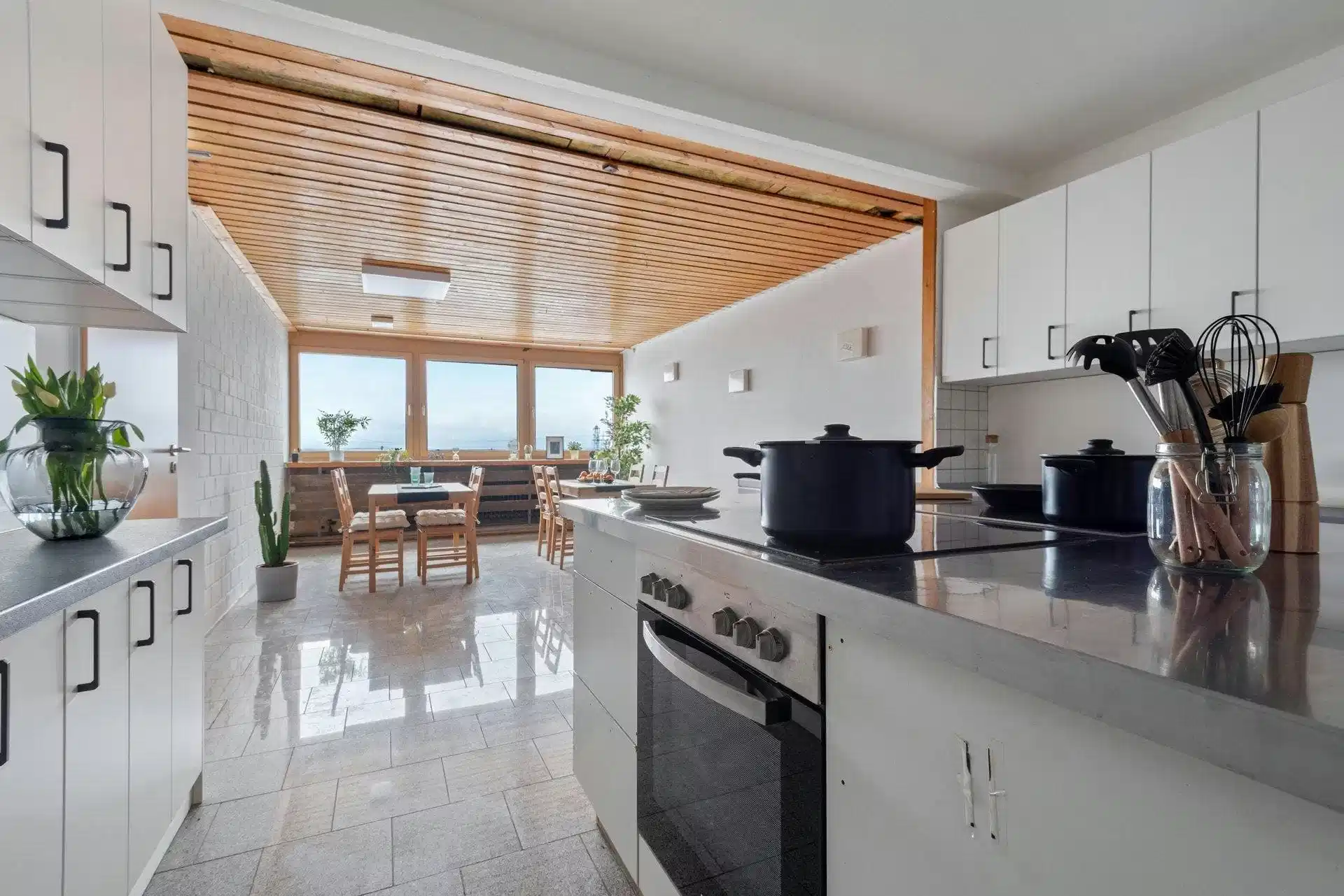 Home & Co Ludwigsburg, Ludwigsburg - Hamburg, Germany - Kitchen