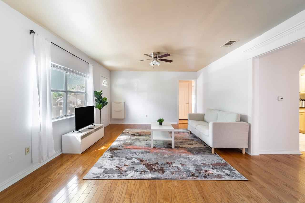 June Homes 78702, Austin - Austin, Texas, United States - Common Area