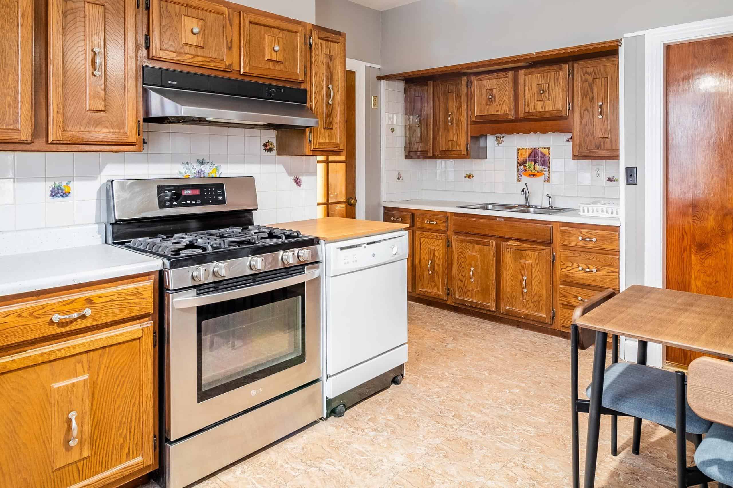 June Homes 02143, Boston image 20