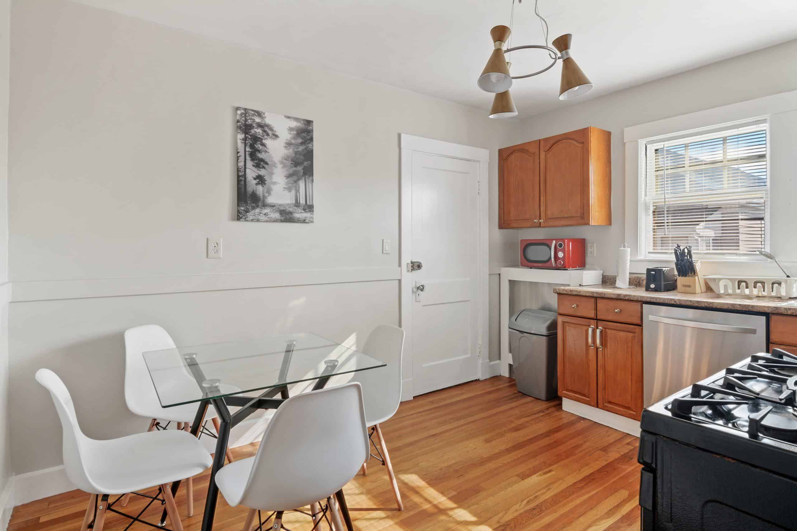 June Homes 02145, Boston image 15