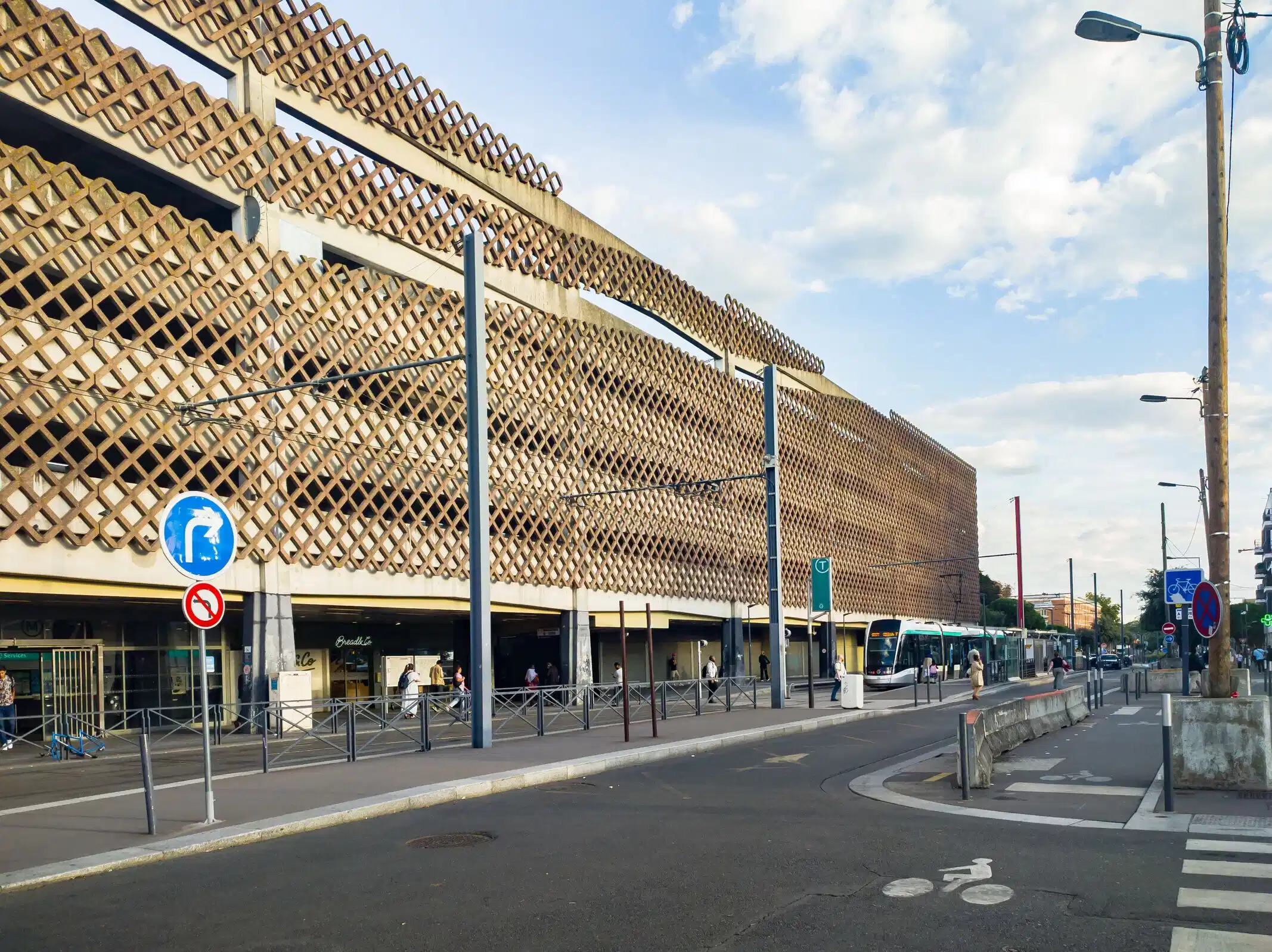 XO 94800, Paris view 5