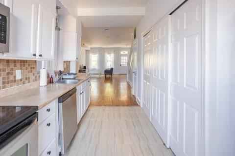 June Homes 20002, Washington DC - Washington DC, District of Columbia, United States - Kitchen