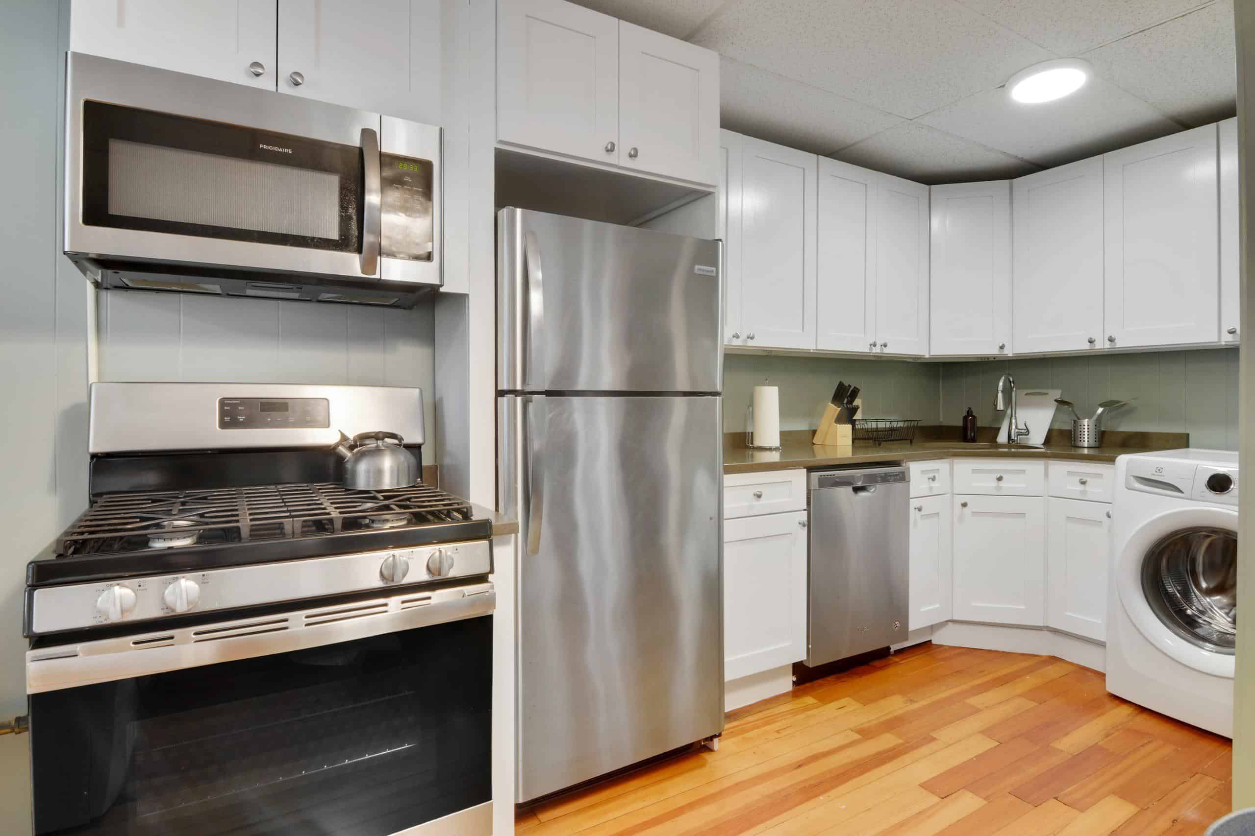 June Homes 02125, Boston image 142