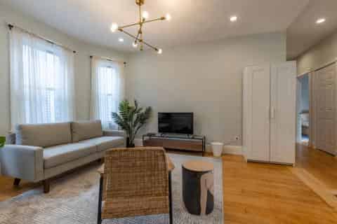 June Homes 02125, Boston image 30