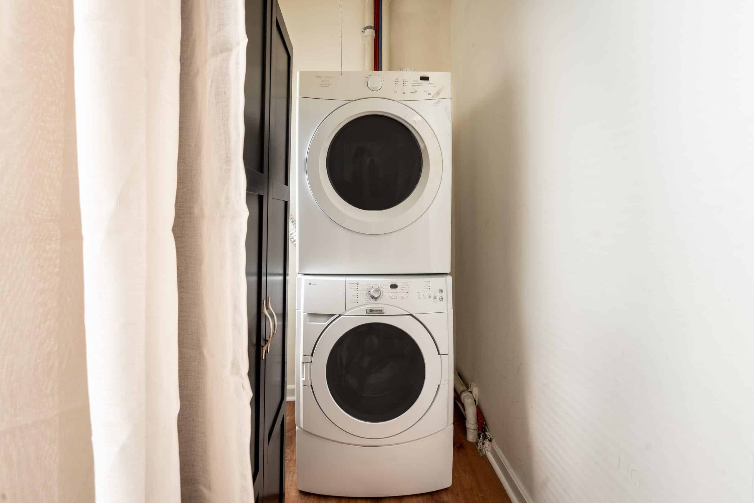 June Homes 02125, Boston image 96