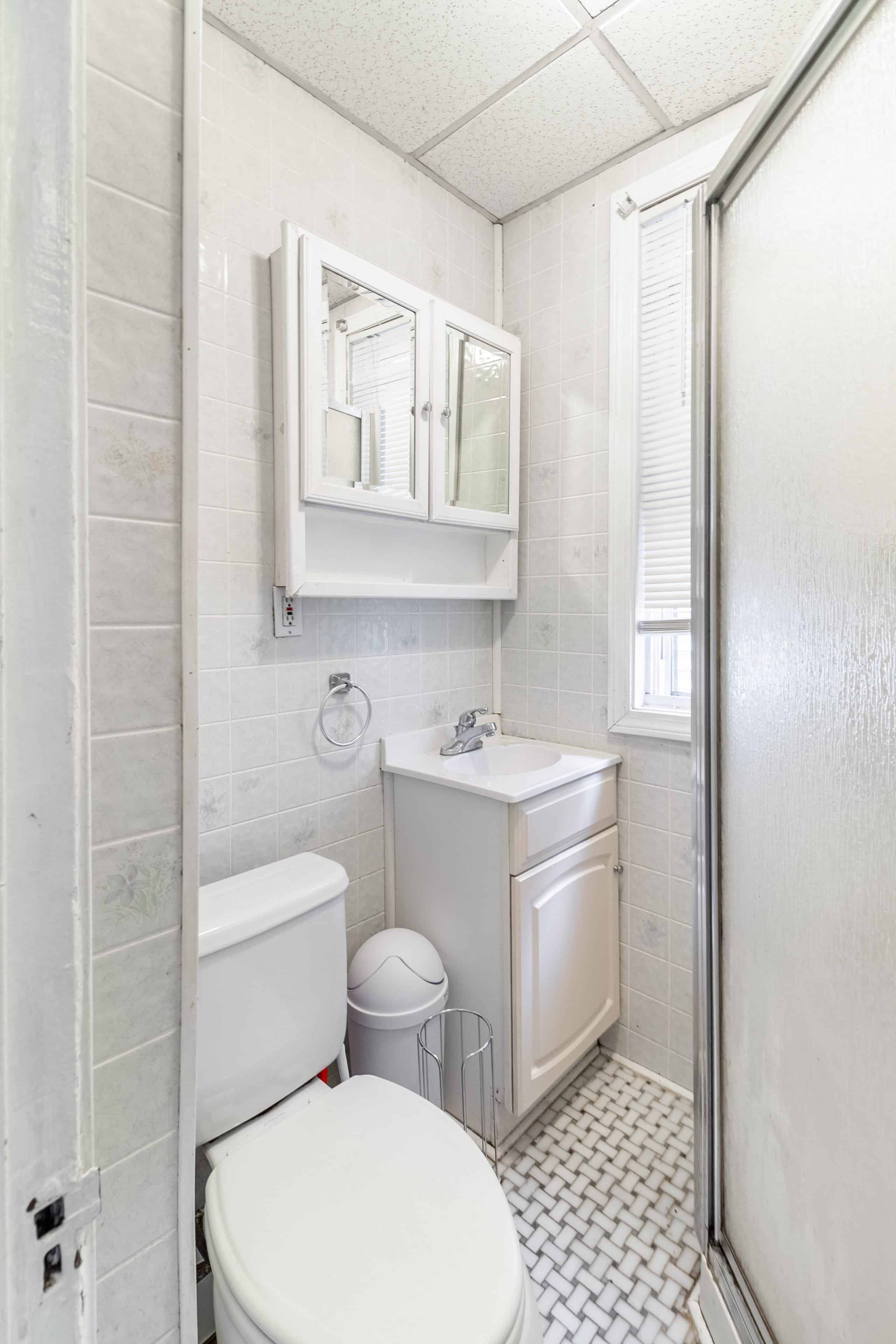 June Homes 02125, Boston image 46